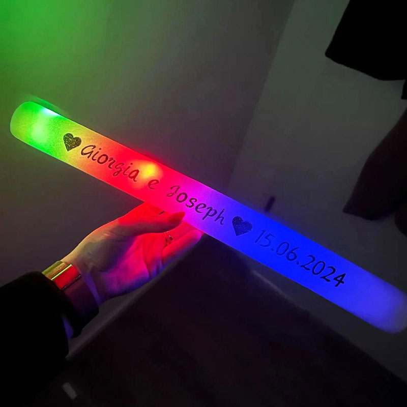 30 LED Luminous Foam Sticks Pe - огляд і ціна Flashing Led Foam Sticks Party